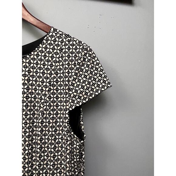 Jessica Howard Cap sleeve dress Womens 12 Textured Black Beige Career Midi - Picture 7 of 7